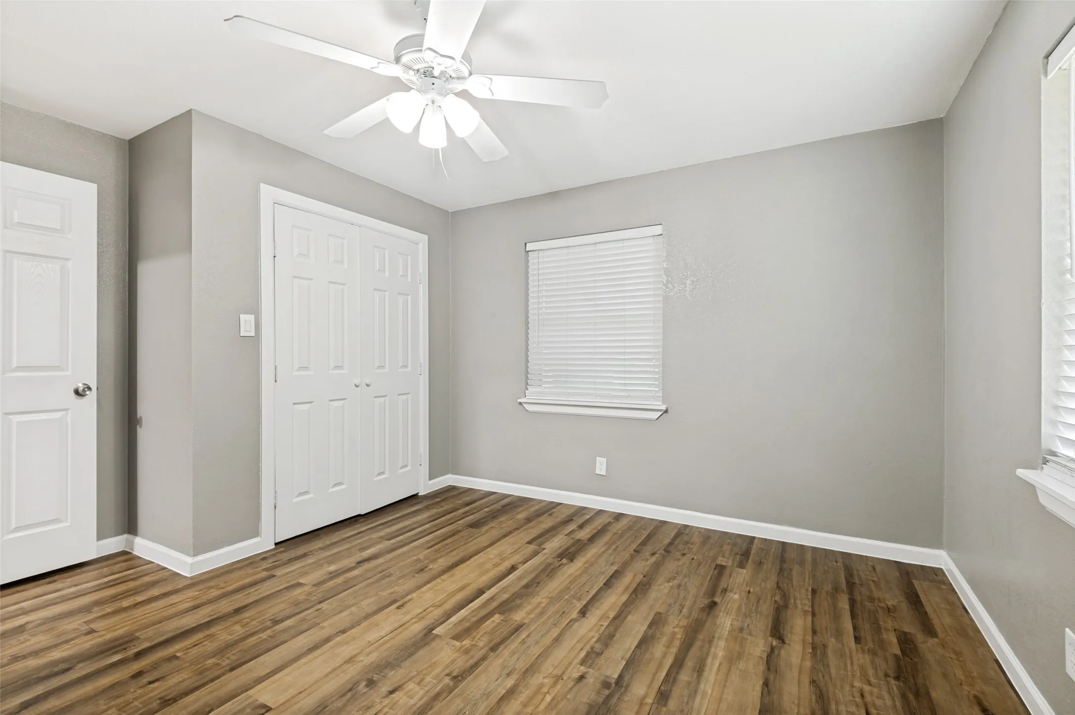 Single Family Residence For Sale in Dallas County , 737 Cranbrook Lane, Grand Prairie, Texas 75052, 3 Bedroom, 2 Bathroom, Garage spaces, 1,296 Sqft, built in 1958, mls#21360590, Real Estate Agent in Grand Prairie, Homes For Sale in Dallas county, Homes For Sale in Grand Prairie, Realtor in Grand Prairie Texas, Real Estate Brokerage Independent Realty Texas, Luminita Cordes Realtor