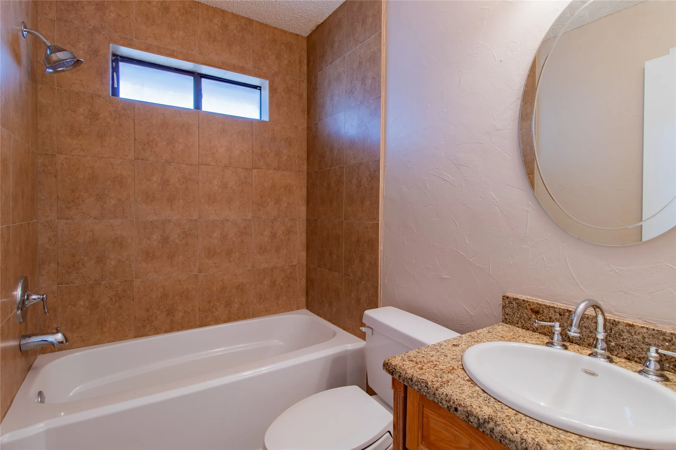Single Family Residence For Sale in Tarrant County , 8220 Willis Lane, Watauga, Texas 76148, 3 Bedroom, 2 Bathroom, 2 Garage spaces, 1,288 Sqft, built in 1986, mls#21359521, Real Estate Agent in Watauga, Homes For Sale in Tarrant county, Homes For Sale in Watauga, Realtor in Watauga Texas, Real Estate Brokerage Independent Realty Texas, Luminita Cordes Realtor
