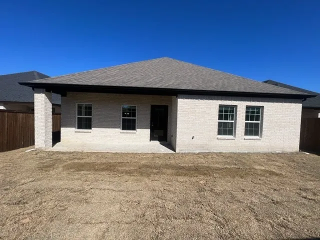 Single Family Residence For Rent in Collin County , 366 Waters Ridge Drive, Lavon, Texas 75166, 5 Bedroom, 4 Bathroom, 2 Garage spaces, 2,937 Sqft, built in 2023, Price $3,750, mls#21359529, Real Estate Agent in Lavon, Homes For Rent in Collin county, Homes For Rent in Lavon, Realtor in Lavon Texas, Real Estate Brokerage Independent Realty Texas, Luminita Cordes Realtor