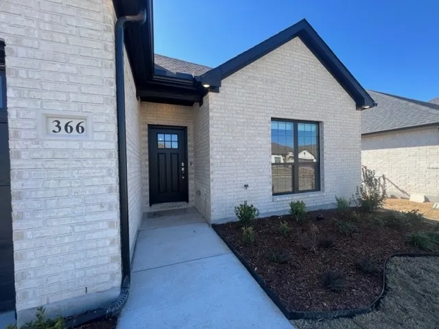 Single Family Residence For Rent in Collin County , 366 Waters Ridge Drive, Lavon, Texas 75166, 5 Bedroom, 4 Bathroom, 2 Garage spaces, 2,937 Sqft, built in 2023, Price $3,750, mls#21359529, Real Estate Agent in Lavon, Homes For Rent in Collin county, Homes For Rent in Lavon, Realtor in Lavon Texas, Real Estate Brokerage Independent Realty Texas, Luminita Cordes Realtor
