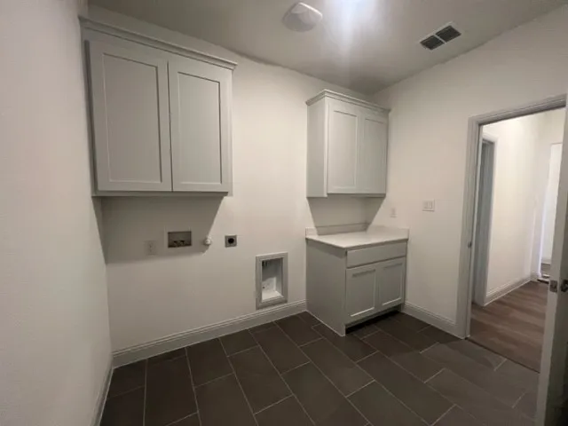 Single Family Residence For Rent in Collin County , 366 Waters Ridge Drive, Lavon, Texas 75166, 5 Bedroom, 4 Bathroom, 2 Garage spaces, 2,937 Sqft, built in 2023, Price $3,750, mls#21359529, Real Estate Agent in Lavon, Homes For Rent in Collin county, Homes For Rent in Lavon, Realtor in Lavon Texas, Real Estate Brokerage Independent Realty Texas, Luminita Cordes Realtor