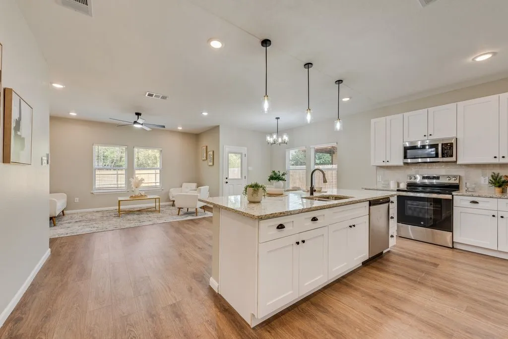 Single Family Residence For Sale in Tarrant County , 2512 Sheraton Drive, Fort Worth, Texas 76105, 3 Bedroom, 2 Bathroom, 2 Garage spaces, 1,513 Sqft, built in 2025, mls#21360613, Real Estate Agent in Fort Worth, Homes For Sale in Tarrant county, Homes For Sale in Fort Worth, Realtor in Fort Worth Texas, Real Estate Brokerage Independent Realty Texas, Luminita Cordes Realtor