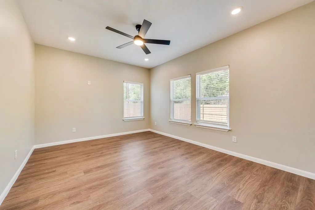 Single Family Residence For Sale in Tarrant County , 2512 Sheraton Drive, Fort Worth, Texas 76105, 3 Bedroom, 2 Bathroom, 2 Garage spaces, 1,513 Sqft, built in 2025, mls#21360613, Real Estate Agent in Fort Worth, Homes For Sale in Tarrant county, Homes For Sale in Fort Worth, Realtor in Fort Worth Texas, Real Estate Brokerage Independent Realty Texas, Luminita Cordes Realtor