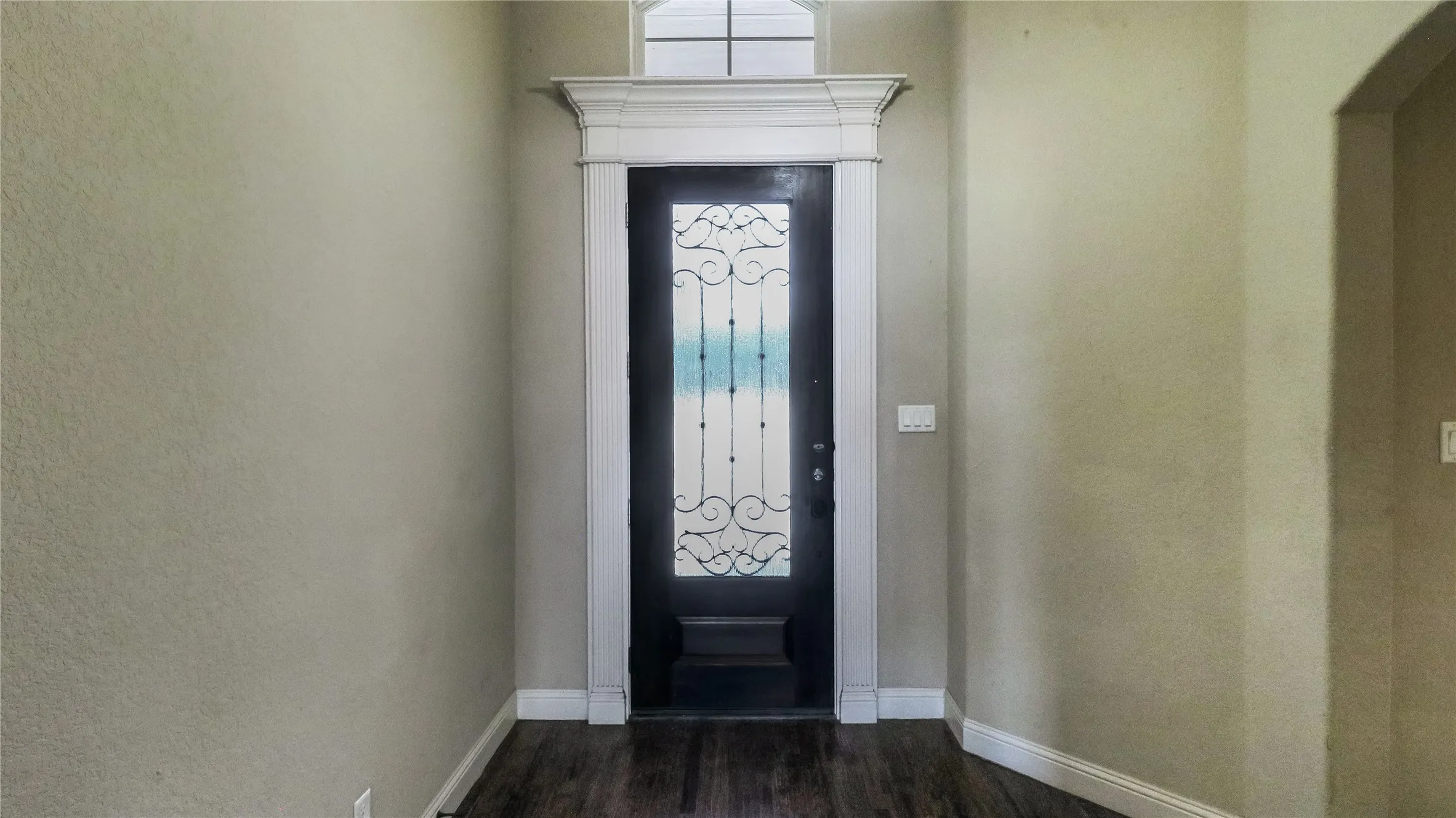 Single Family Residence For Sale in Ellis County , 408 Montpelier Lane, Ovilla, Texas 75154, 3 Bedroom, 3 Bathroom, 2 Garage spaces, 2,608 Sqft, built in 2013, mls#21360620, Real Estate Agent in Ovilla, Homes For Sale in Ellis county, Homes For Sale in Ovilla, Realtor in Ovilla Texas, Real Estate Brokerage Independent Realty Texas, Luminita Cordes Realtor