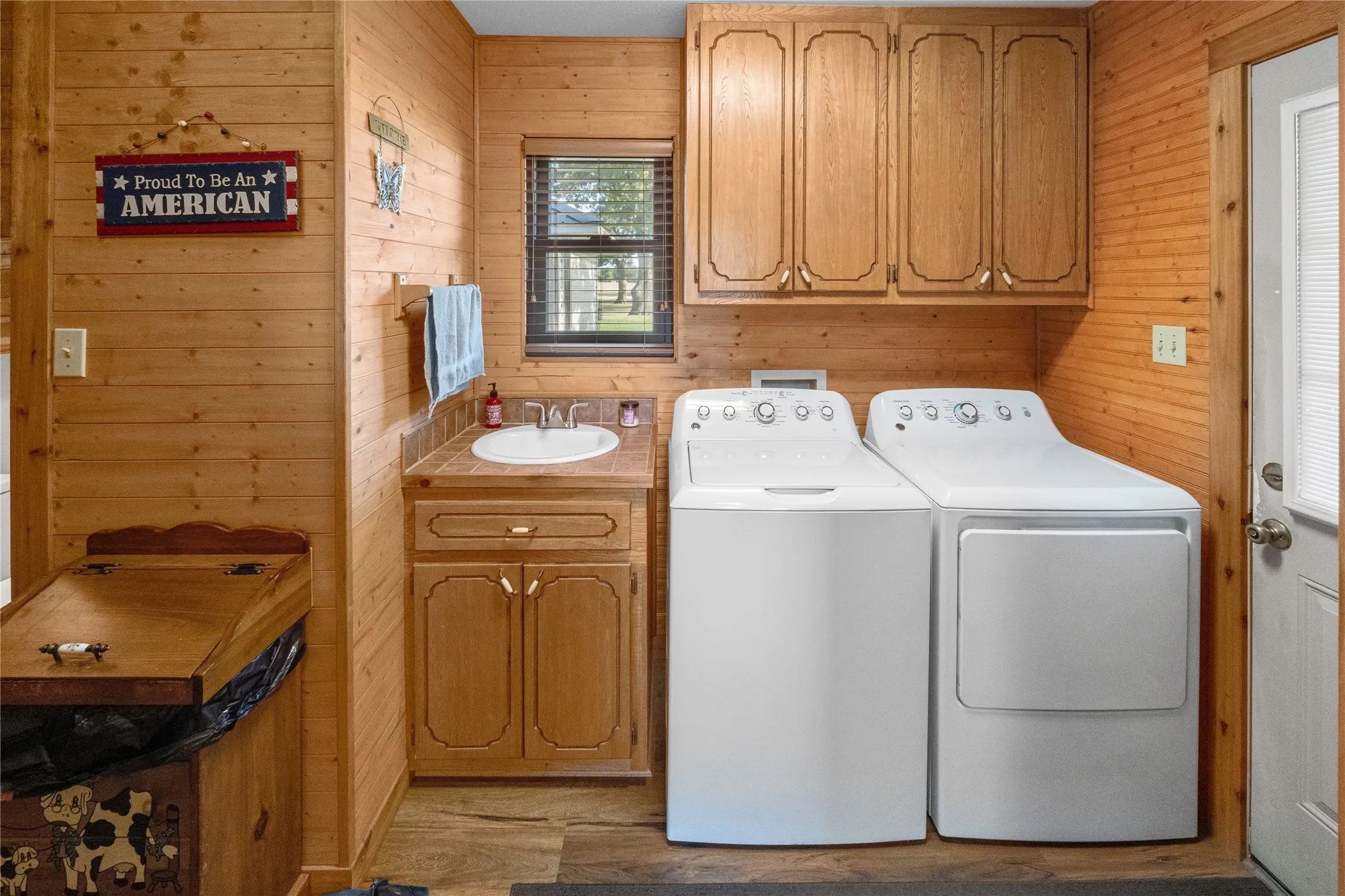 Single Family Residence For Sale in Hopkins County , 330 Farm Road 900 S, Saltillo, Texas 75478, 3 Bedroom, 3 Bathroom, Garage spaces, 1,906 Sqft, built in 1995, Price $595,000, mls#21359603, Real Estate Agent in Saltillo, Homes For Sale in Hopkins county, Homes For Sale in Saltillo, Realtor in Saltillo Texas, Real Estate Brokerage Independent Realty Texas, Luminita Cordes Realtor