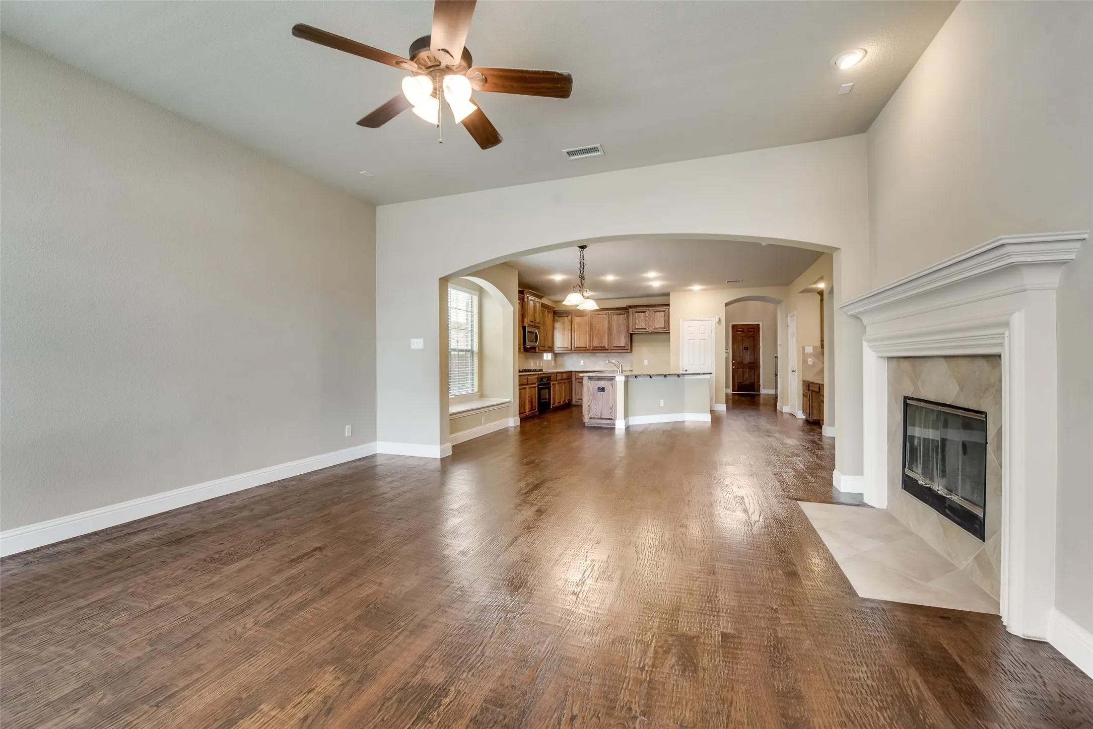 Single Family Residence For Rent in Collin County , 6072 Wallis Drive, Frisco, Texas 75033, 5 Bedroom, 4 Bathroom, 2 Garage spaces, 3,387 Sqft, built in 2005, mls#21358832, Real Estate Agent in Frisco, Homes For Rent in Collin county, Homes For Rent in Frisco, Realtor in Frisco Texas, Real Estate Brokerage Independent Realty Texas, Luminita Cordes Realtor