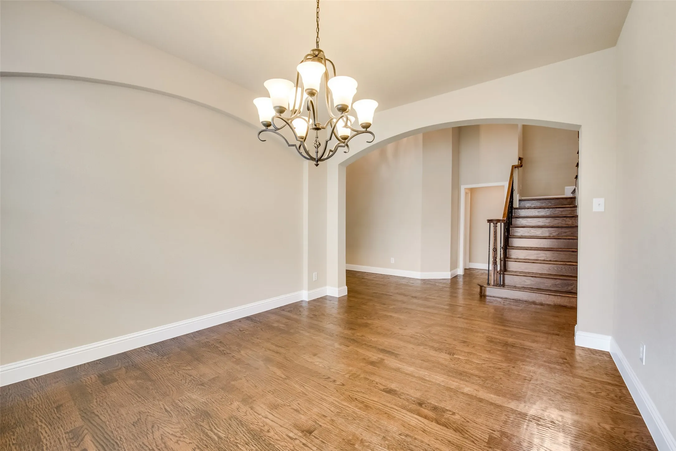 Single Family Residence For Rent in Collin County , 6072 Wallis Drive, Frisco, Texas 75033, 5 Bedroom, 4 Bathroom, 2 Garage spaces, 3,387 Sqft, built in 2005, mls#21358832, Real Estate Agent in Frisco, Homes For Rent in Collin county, Homes For Rent in Frisco, Realtor in Frisco Texas, Real Estate Brokerage Independent Realty Texas, Luminita Cordes Realtor