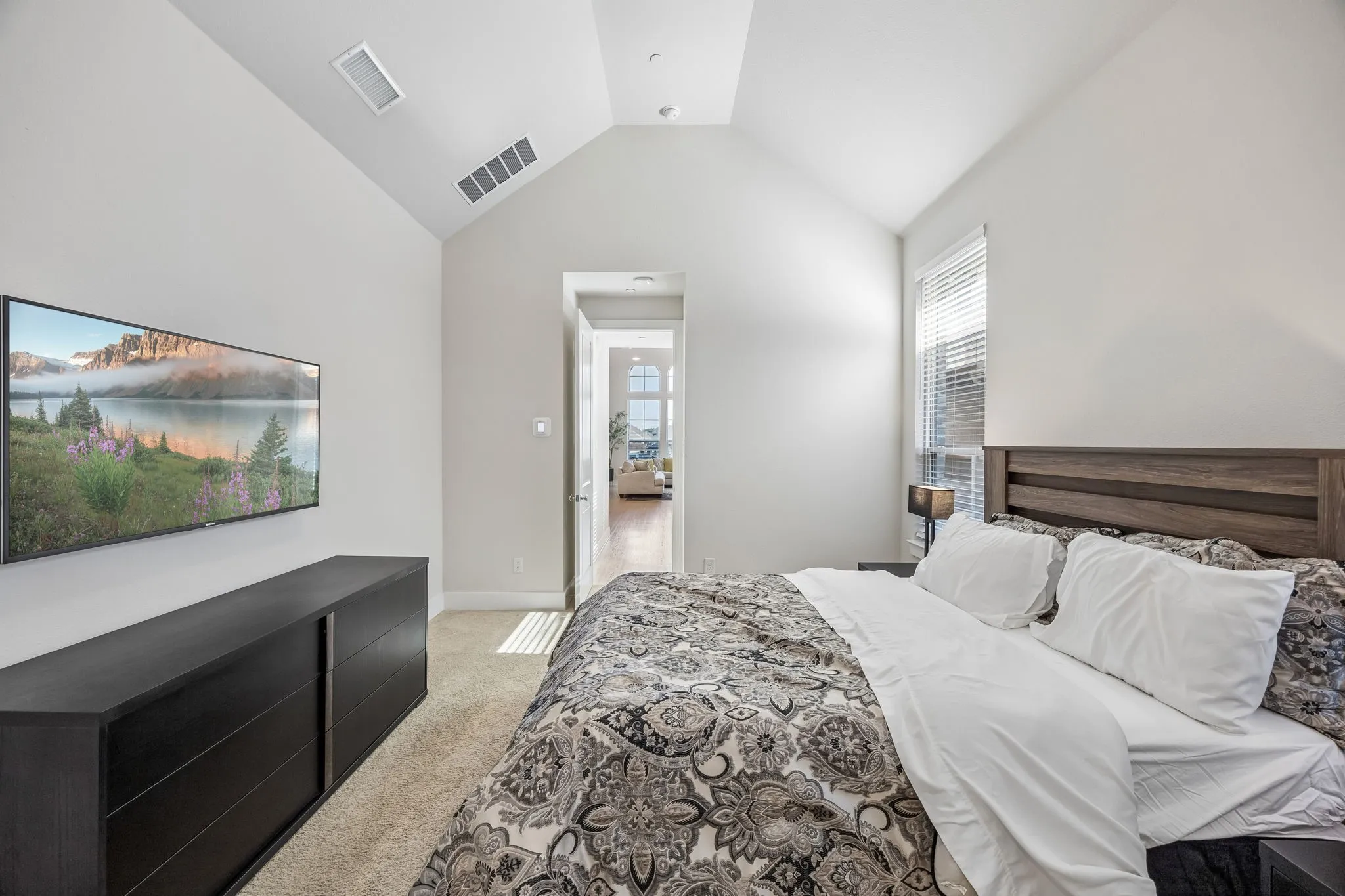 Townhouse For Rent in Collin County , 2624 Fiddler Way, Mc Kinney, Texas 75071, 3 Bedroom, 3 Bathroom, 2 Garage spaces, 1,836 Sqft, built in 2023, Price $2,950, mls#21350816, Real Estate Agent in Mc Kinney, Homes For Rent in Collin county, Homes For Rent in Mc Kinney, Realtor in Mc Kinney Texas, Real Estate Brokerage Independent Realty Texas, Luminita Cordes Realtor