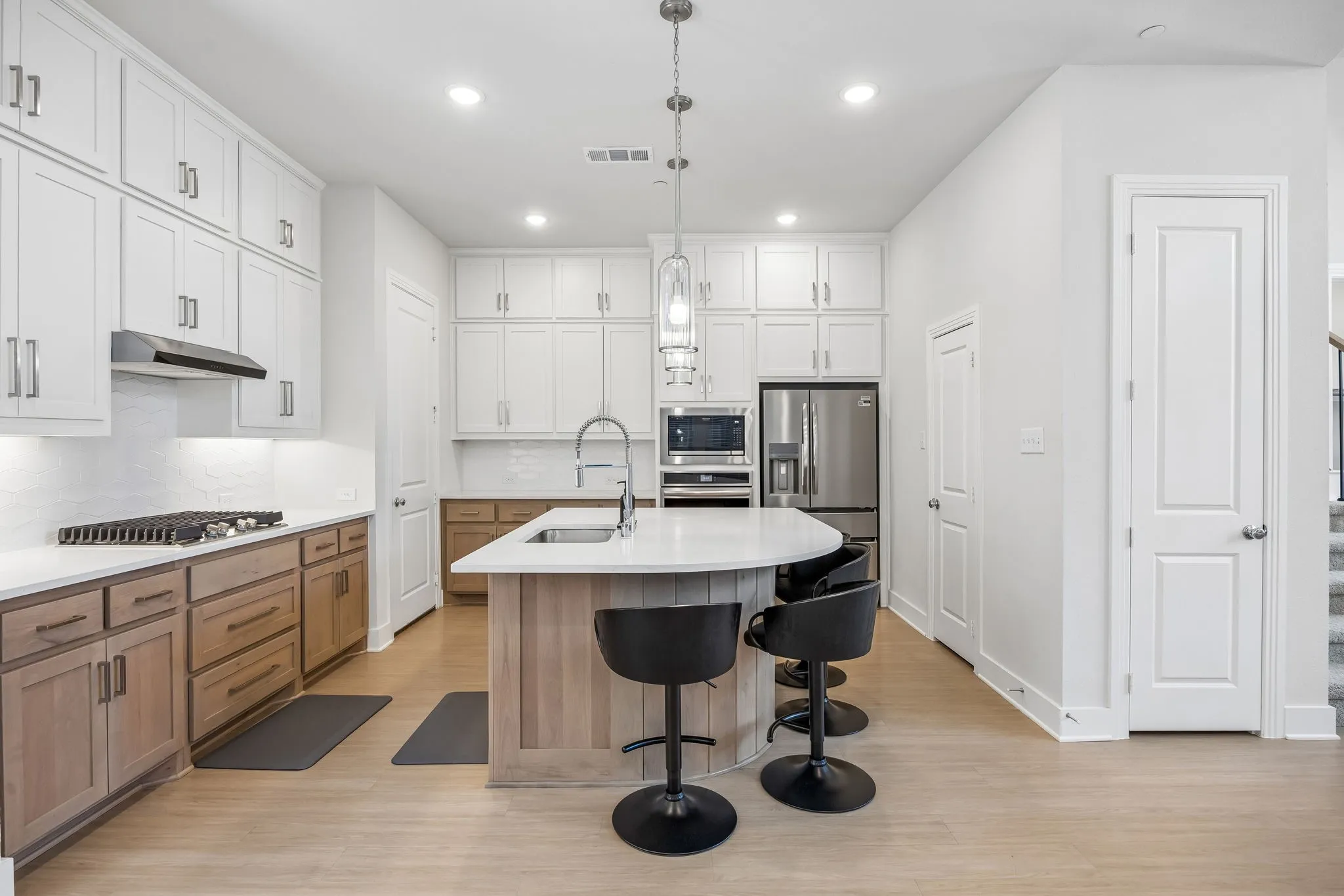 Townhouse For Rent in Collin County , 2624 Fiddler Way, Mc Kinney, Texas 75071, 3 Bedroom, 3 Bathroom, 2 Garage spaces, 1,836 Sqft, built in 2023, Price $2,950, mls#21350816, Real Estate Agent in Mc Kinney, Homes For Rent in Collin county, Homes For Rent in Mc Kinney, Realtor in Mc Kinney Texas, Real Estate Brokerage Independent Realty Texas, Luminita Cordes Realtor