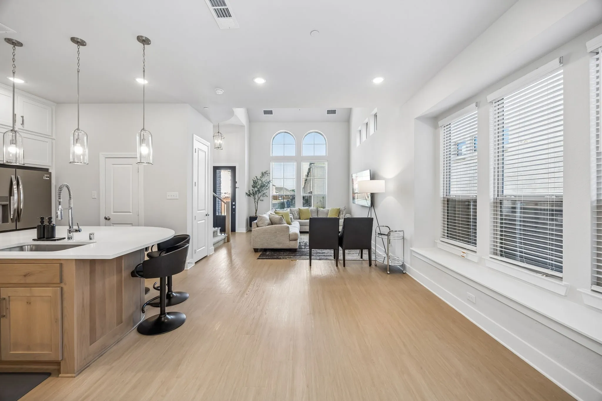 Townhouse For Rent in Collin County , 2624 Fiddler Way, Mc Kinney, Texas 75071, 3 Bedroom, 3 Bathroom, 2 Garage spaces, 1,836 Sqft, built in 2023, Price $2,950, mls#21350816, Real Estate Agent in Mc Kinney, Homes For Rent in Collin county, Homes For Rent in Mc Kinney, Realtor in Mc Kinney Texas, Real Estate Brokerage Independent Realty Texas, Luminita Cordes Realtor