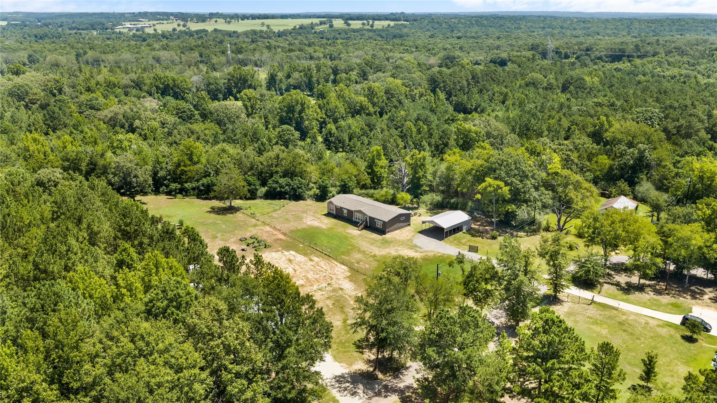 Mobile Home For Rent in Van Zandt County , 645 Vz County Road 4926, Ben Wheeler, Texas 75754, 4 Bedroom, 3 Bathroom, Garage spaces, 2,160 Sqft, built in 2023, Price $2,750, mls#21360607, Real Estate Agent in Ben Wheeler, Homes For Rent in Van Zandt county, Homes For Rent in Ben Wheeler, Realtor in Ben Wheeler Texas, Real Estate Brokerage Independent Realty Texas, Luminita Cordes Realtor