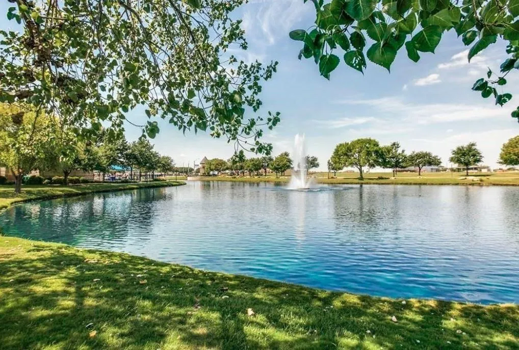 Community Lake and Open Green Space - Waterview’s neighborhood lakes add scenic views and inviting outdoor spaces throughout the community, creating places to enjoy the water, mature trees, and surrounding landscape.