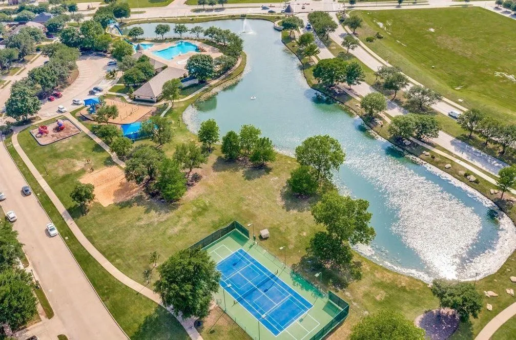 Community Tennis Courts - Dedicated tennis courts provide another convenient way to stay active outdoors as part of Waterview’s extensive collection of neighborhood amenities.