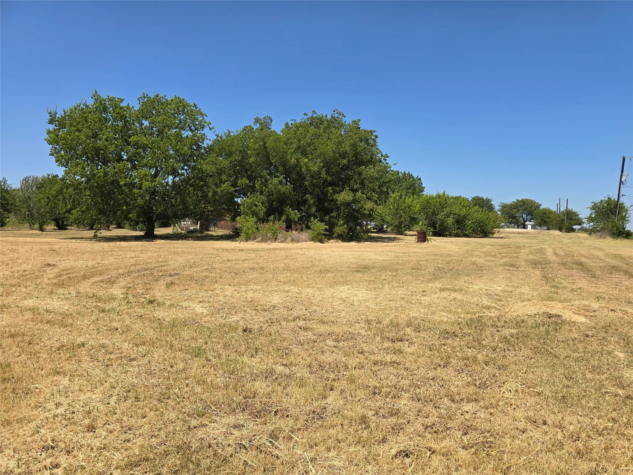 Single Family Residence For Sale in Denton County , 6474 Bear Run Drive, Sanger, Texas 76266, 3 Bedroom, 2 Bathroom, Garage spaces, 1,725 Sqft, built in 1954, mls#21360556, Real Estate Agent in Sanger, Homes For Sale in Denton county, Homes For Sale in Sanger, Realtor in Sanger Texas, Real Estate Brokerage Independent Realty Texas, Luminita Cordes Realtor
