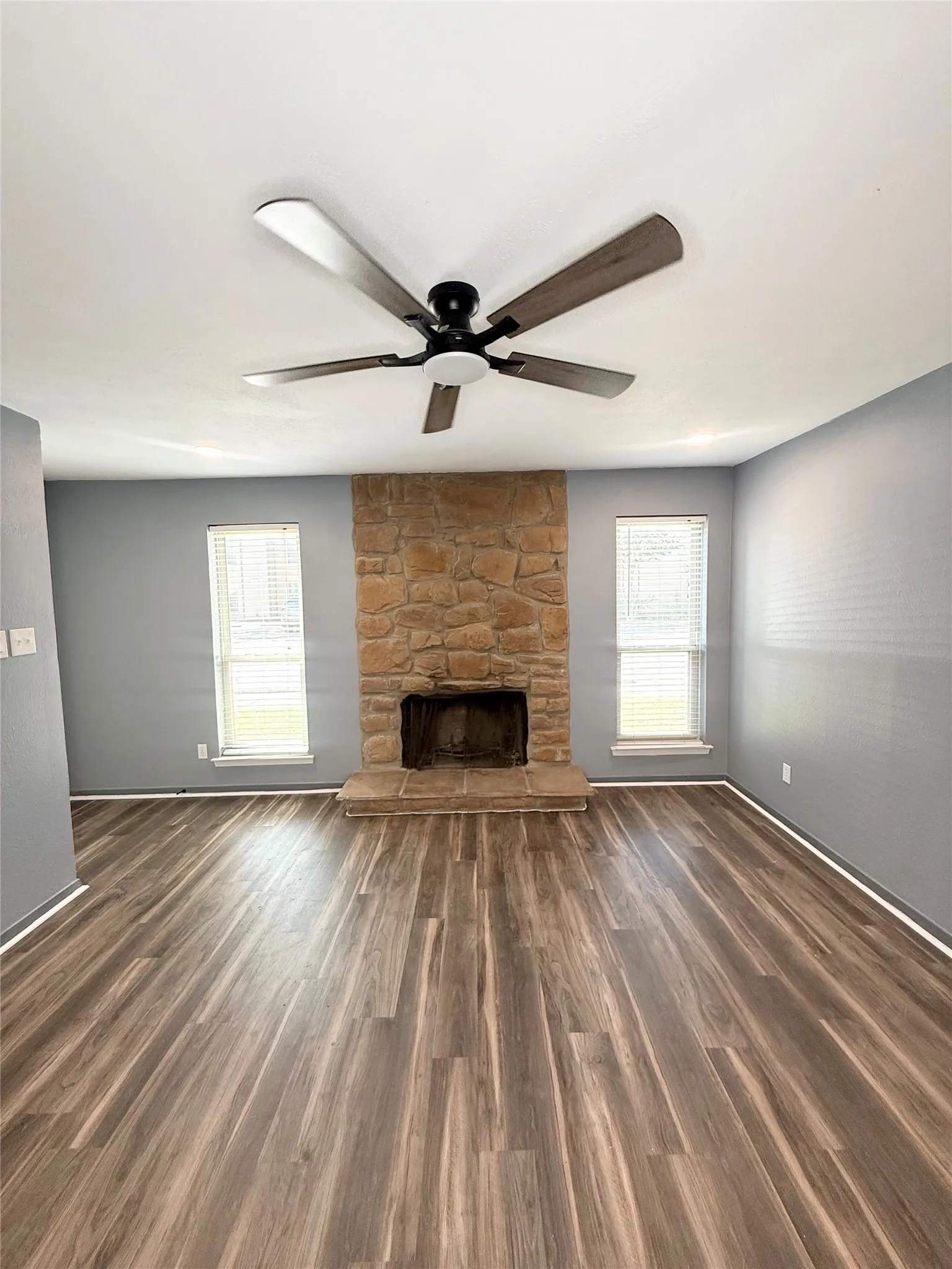Condominium For Rent in Dallas County , 10650 Steppington Drive 110, Dallas, Texas 75230, 1 Bedroom, 1 Bathroom, Garage spaces, 769 Sqft, built in 1979, mls#21360511, Real Estate Agent in Dallas, Homes For Rent in Dallas county, Homes For Rent in Dallas, Realtor in Dallas Texas, Real Estate Brokerage Independent Realty Texas, Luminita Cordes Realtor