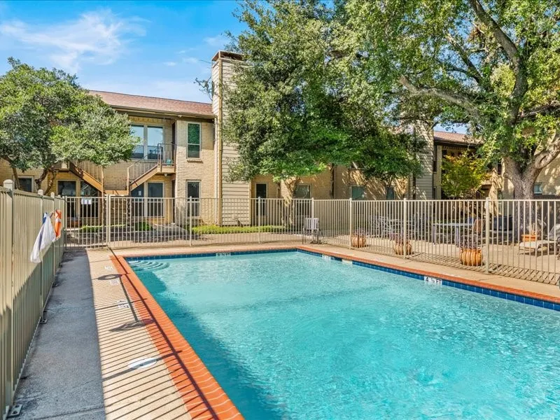 Condominium For Rent in Dallas County , 10650 Steppington Drive 110, Dallas, Texas 75230, 1 Bedroom, 1 Bathroom, Garage spaces, 769 Sqft, built in 1979, mls#21360511, Real Estate Agent in Dallas, Homes For Rent in Dallas county, Homes For Rent in Dallas, Realtor in Dallas Texas, Real Estate Brokerage Independent Realty Texas, Luminita Cordes Realtor