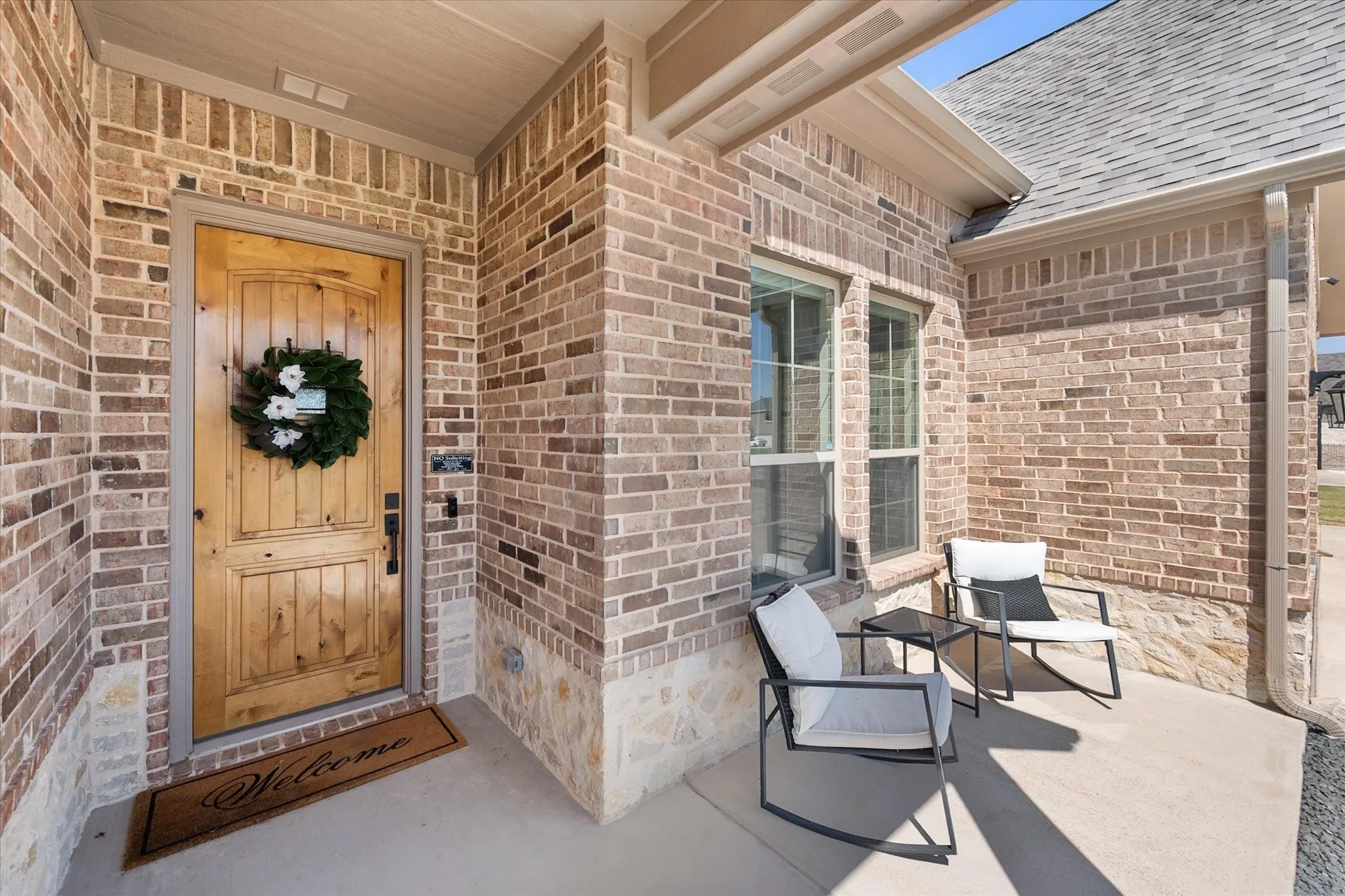 Single Family Residence For Sale in Wise County , 130 Red Cliff Court, Rhome, Texas 76078, 4 Bedroom, 3 Bathroom, 3 Garage spaces, 2,487 Sqft, built in 2023, mls#21359562, Real Estate Agent in Rhome, Homes For Sale in Wise county, Homes For Sale in Rhome, Realtor in Rhome Texas, Real Estate Brokerage Independent Realty Texas, Luminita Cordes Realtor