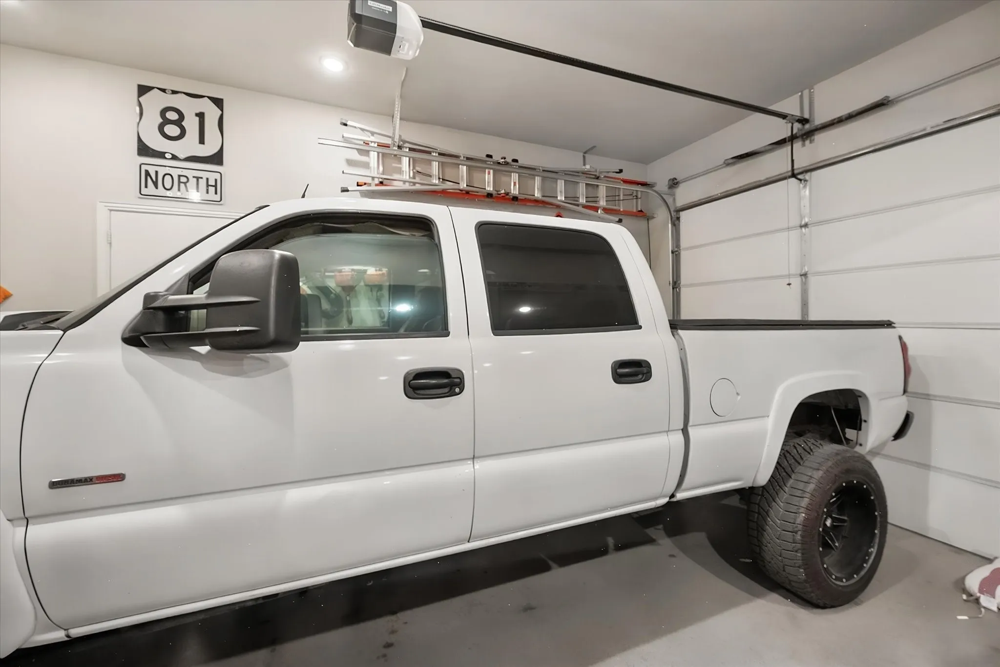 King Ranch Garage