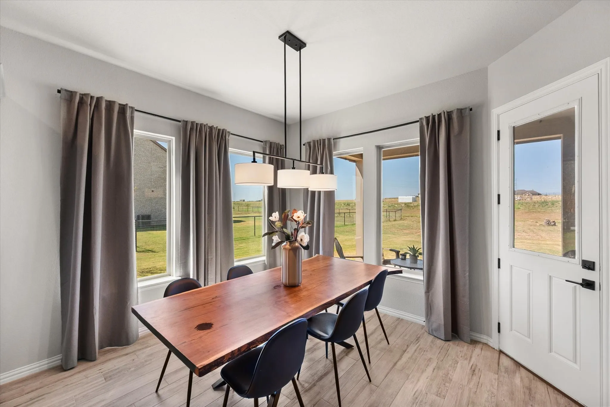Single Family Residence For Sale in Wise County , 130 Red Cliff Court, Rhome, Texas 76078, 4 Bedroom, 3 Bathroom, 3 Garage spaces, 2,487 Sqft, built in 2023, mls#21359562, Real Estate Agent in Rhome, Homes For Sale in Wise county, Homes For Sale in Rhome, Realtor in Rhome Texas, Real Estate Brokerage Independent Realty Texas, Luminita Cordes Realtor