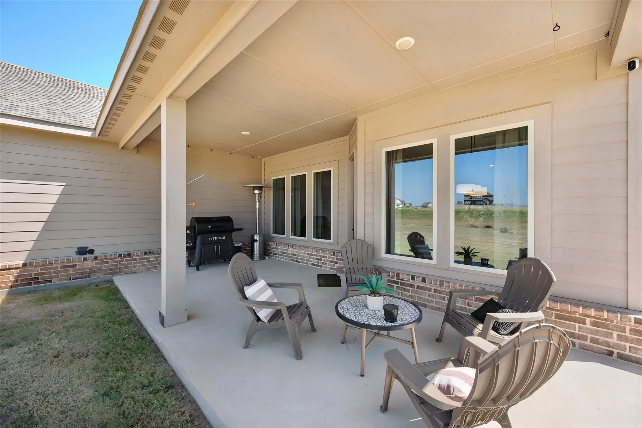 Single Family Residence For Sale in Wise County , 130 Red Cliff Court, Rhome, Texas 76078, 4 Bedroom, 3 Bathroom, 3 Garage spaces, 2,487 Sqft, built in 2023, mls#21359562, Real Estate Agent in Rhome, Homes For Sale in Wise county, Homes For Sale in Rhome, Realtor in Rhome Texas, Real Estate Brokerage Independent Realty Texas, Luminita Cordes Realtor