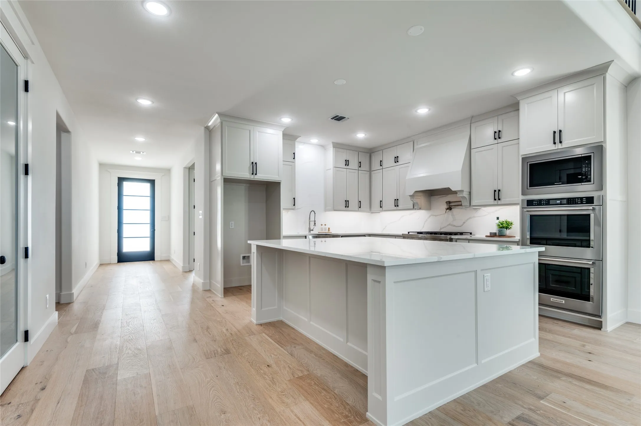 Single Family Residence For Sale in Tarrant County , 99 Kay Lane, Westworth Village, Texas 76114, 5 Bedroom, 4 Bathroom, 2 Garage spaces, 3,766 Sqft, built in 2025, mls#21360624, Real Estate Agent in Westworth Village, Homes For Sale in Tarrant county, Homes For Sale in Westworth Village, Realtor in Westworth Village Texas, Real Estate Brokerage Independent Realty Texas, Luminita Cordes Realtor