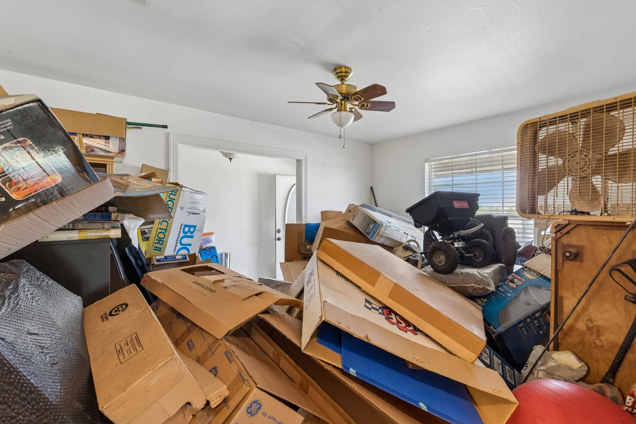 Single Family Residence For Sale in Hunt County , 3691 Fm 36 N, Farmersville, Texas 75442, 4 Bedroom, 3 Bathroom, 3 Garage spaces, 2,521 Sqft, built in 2000, mls#21359015, Real Estate Agent in Farmersville, Homes For Sale in Hunt county, Homes For Sale in Farmersville, Realtor in Farmersville Texas, Real Estate Brokerage Independent Realty Texas, Luminita Cordes Realtor