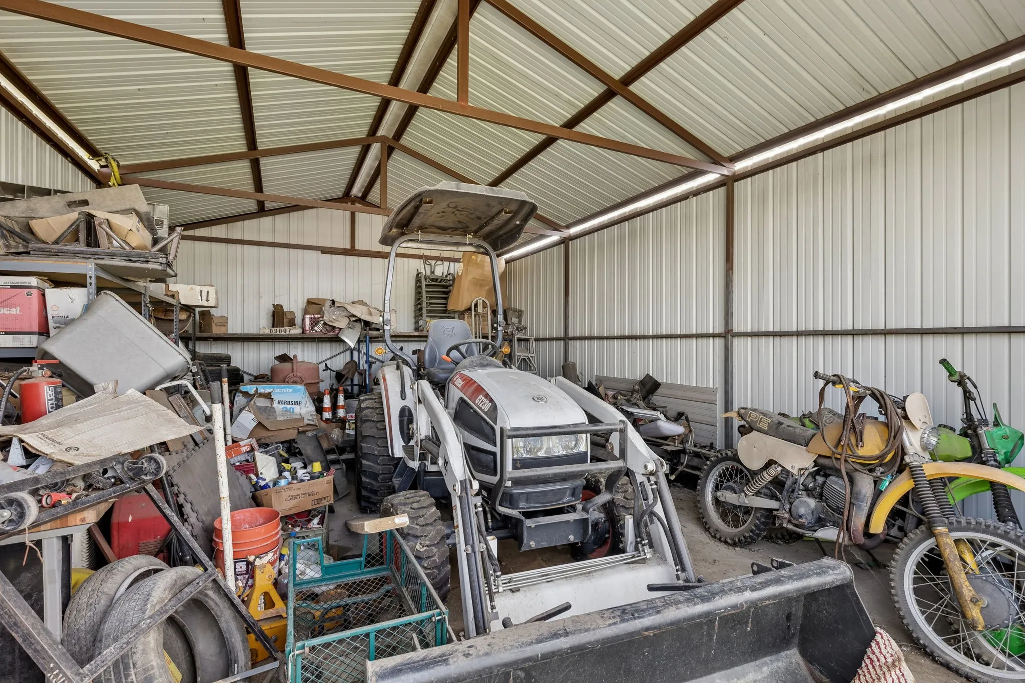 Single Family Residence For Sale in Hunt County , 3691 Fm 36 N, Farmersville, Texas 75442, 4 Bedroom, 3 Bathroom, 3 Garage spaces, 2,521 Sqft, built in 2000, mls#21359015, Real Estate Agent in Farmersville, Homes For Sale in Hunt county, Homes For Sale in Farmersville, Realtor in Farmersville Texas, Real Estate Brokerage Independent Realty Texas, Luminita Cordes Realtor