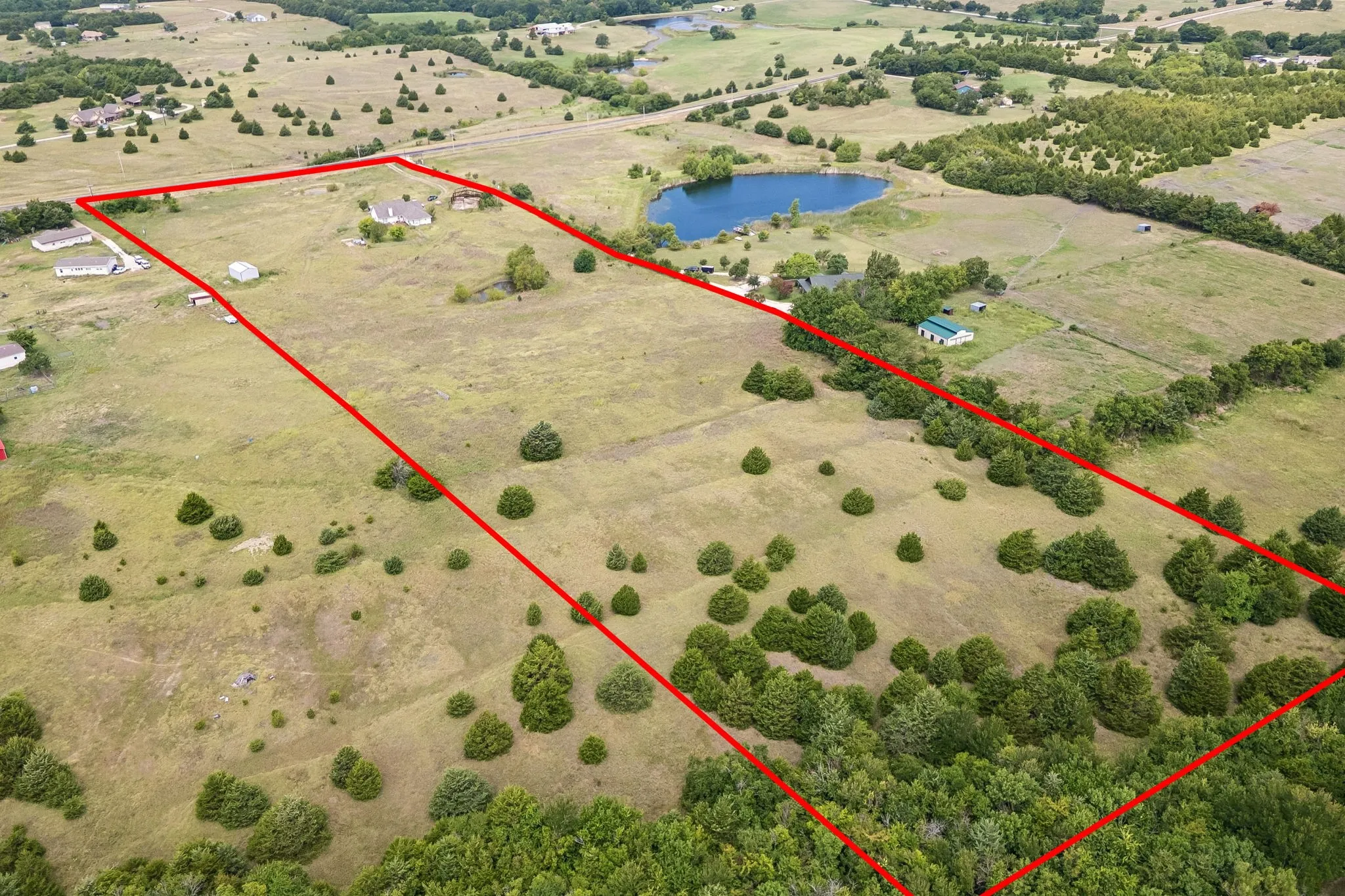 Single Family Residence For Sale in Hunt County , 3691 Fm 36 N, Farmersville, Texas 75442, 4 Bedroom, 3 Bathroom, 3 Garage spaces, 2,521 Sqft, built in 2000, mls#21359015, Real Estate Agent in Farmersville, Homes For Sale in Hunt county, Homes For Sale in Farmersville, Realtor in Farmersville Texas, Real Estate Brokerage Independent Realty Texas, Luminita Cordes Realtor