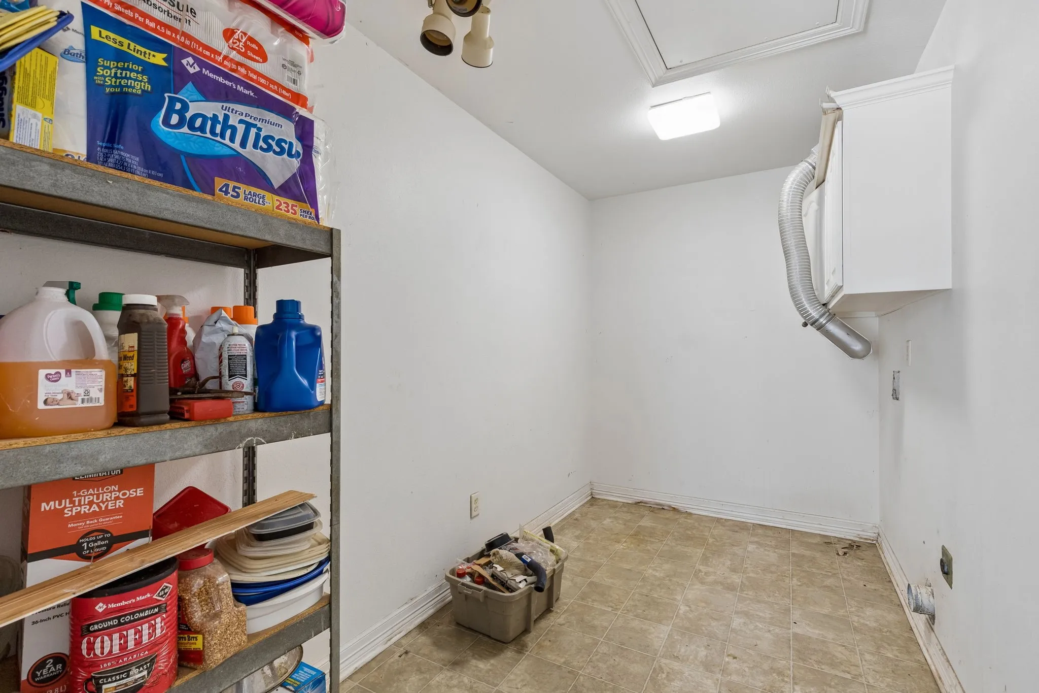 Single Family Residence For Sale in Hunt County , 3691 Fm 36 N, Farmersville, Texas 75442, 4 Bedroom, 3 Bathroom, 3 Garage spaces, 2,521 Sqft, built in 2000, mls#21359015, Real Estate Agent in Farmersville, Homes For Sale in Hunt county, Homes For Sale in Farmersville, Realtor in Farmersville Texas, Real Estate Brokerage Independent Realty Texas, Luminita Cordes Realtor