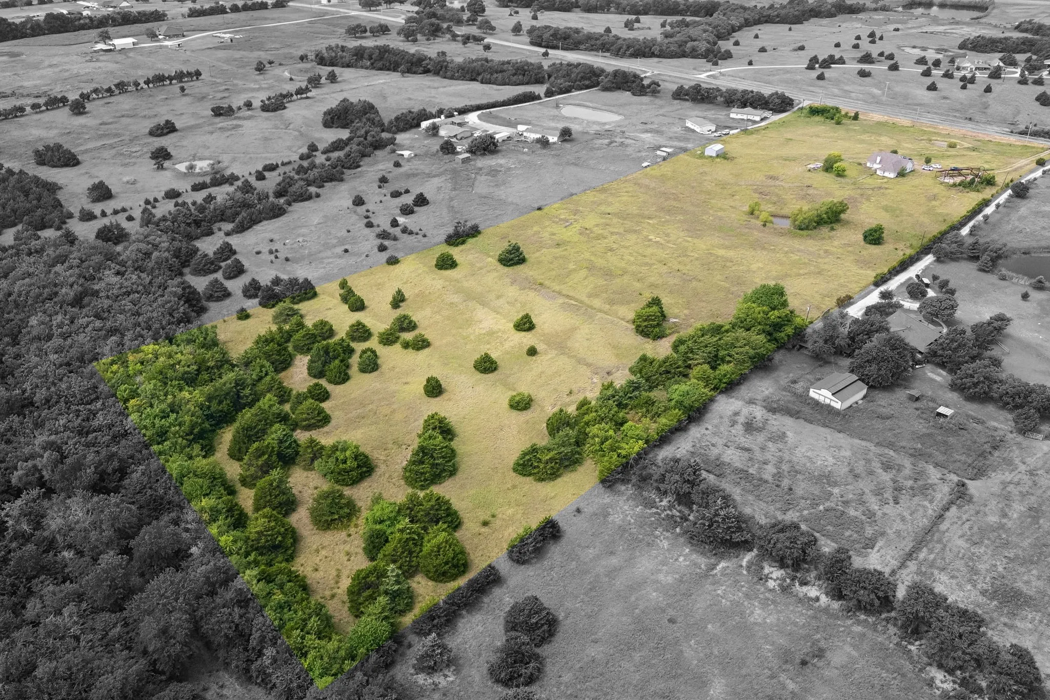 Single Family Residence For Sale in Hunt County , 3691 Fm 36 N, Farmersville, Texas 75442, 4 Bedroom, 3 Bathroom, 3 Garage spaces, 2,521 Sqft, built in 2000, mls#21359015, Real Estate Agent in Farmersville, Homes For Sale in Hunt county, Homes For Sale in Farmersville, Realtor in Farmersville Texas, Real Estate Brokerage Independent Realty Texas, Luminita Cordes Realtor