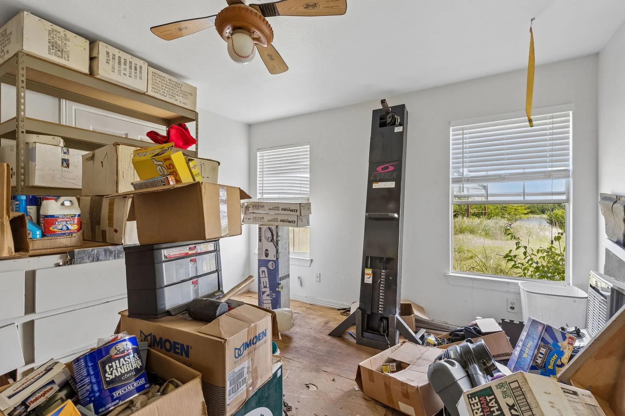 Single Family Residence For Sale in Hunt County , 3691 Fm 36 N, Farmersville, Texas 75442, 4 Bedroom, 3 Bathroom, 3 Garage spaces, 2,521 Sqft, built in 2000, mls#21359015, Real Estate Agent in Farmersville, Homes For Sale in Hunt county, Homes For Sale in Farmersville, Realtor in Farmersville Texas, Real Estate Brokerage Independent Realty Texas, Luminita Cordes Realtor