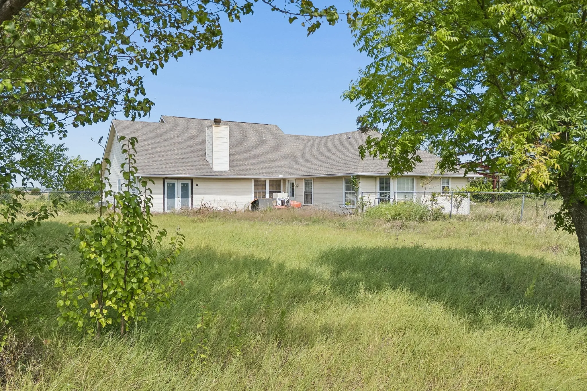 Single Family Residence For Sale in Hunt County , 3691 Fm 36 N, Farmersville, Texas 75442, 4 Bedroom, 3 Bathroom, 3 Garage spaces, 2,521 Sqft, built in 2000, mls#21359015, Real Estate Agent in Farmersville, Homes For Sale in Hunt county, Homes For Sale in Farmersville, Realtor in Farmersville Texas, Real Estate Brokerage Independent Realty Texas, Luminita Cordes Realtor