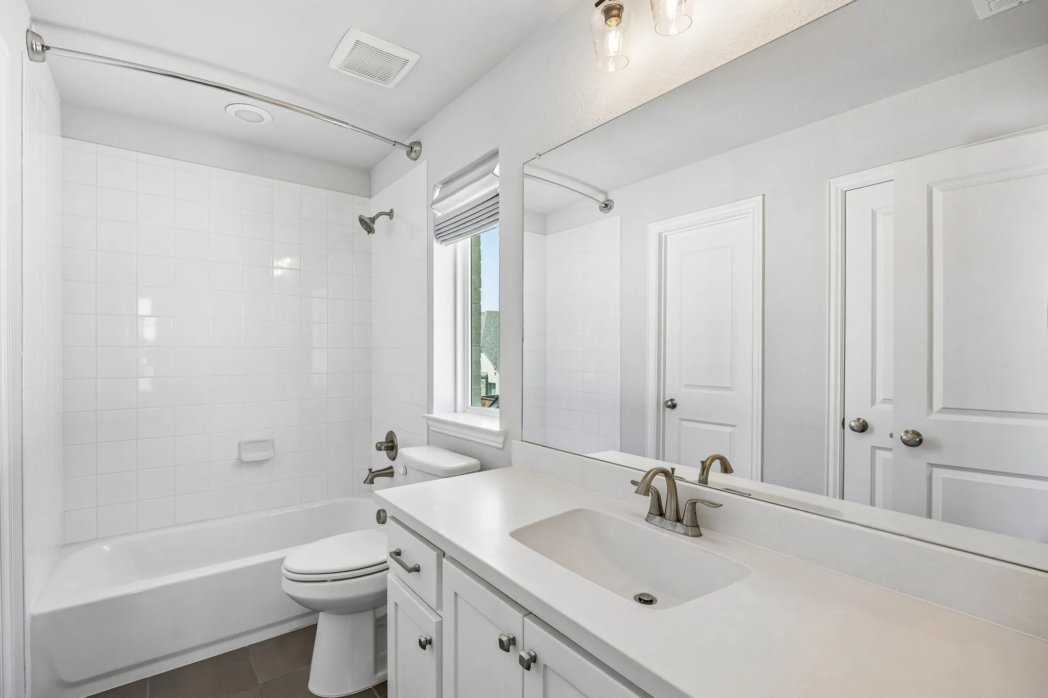 Single Family Residence For Rent in Denton County , 3721 Dewberry Lane, Prosper, Texas 75078, 5 Bedroom, 7 Bathroom, 3 Garage spaces, 4,643 Sqft, built in 2022, mls#21360627, Real Estate Agent in Prosper, Homes For Rent in Denton county, Homes For Rent in Prosper, Realtor in Prosper Texas, Real Estate Brokerage Independent Realty Texas, Luminita Cordes Realtor