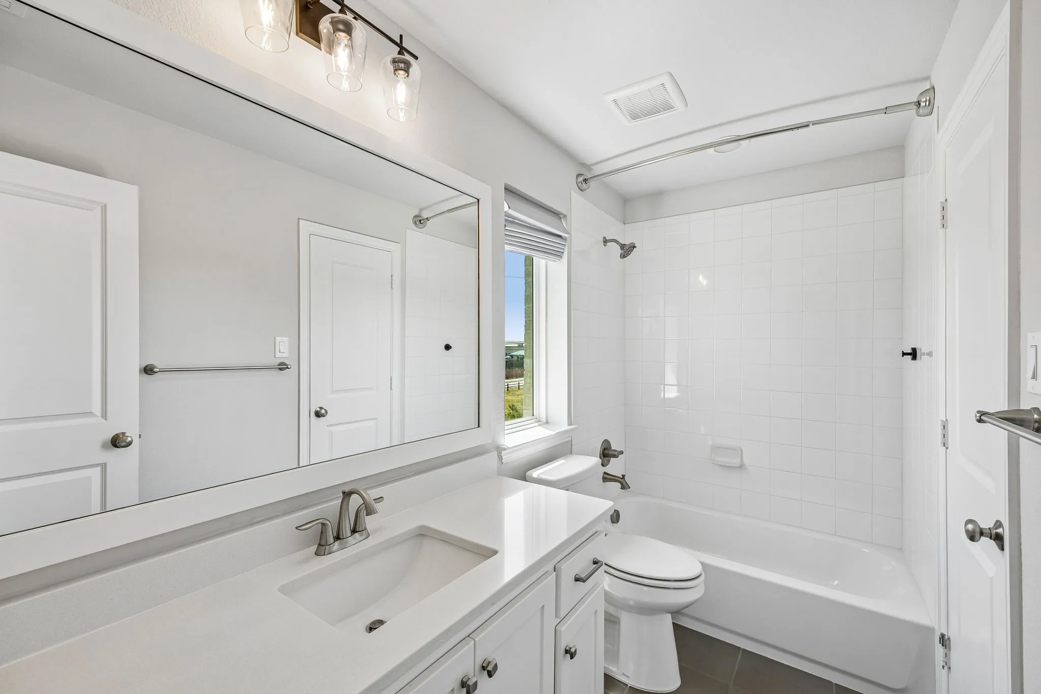 Single Family Residence For Rent in Denton County , 3721 Dewberry Lane, Prosper, Texas 75078, 5 Bedroom, 7 Bathroom, 3 Garage spaces, 4,643 Sqft, built in 2022, mls#21360627, Real Estate Agent in Prosper, Homes For Rent in Denton county, Homes For Rent in Prosper, Realtor in Prosper Texas, Real Estate Brokerage Independent Realty Texas, Luminita Cordes Realtor