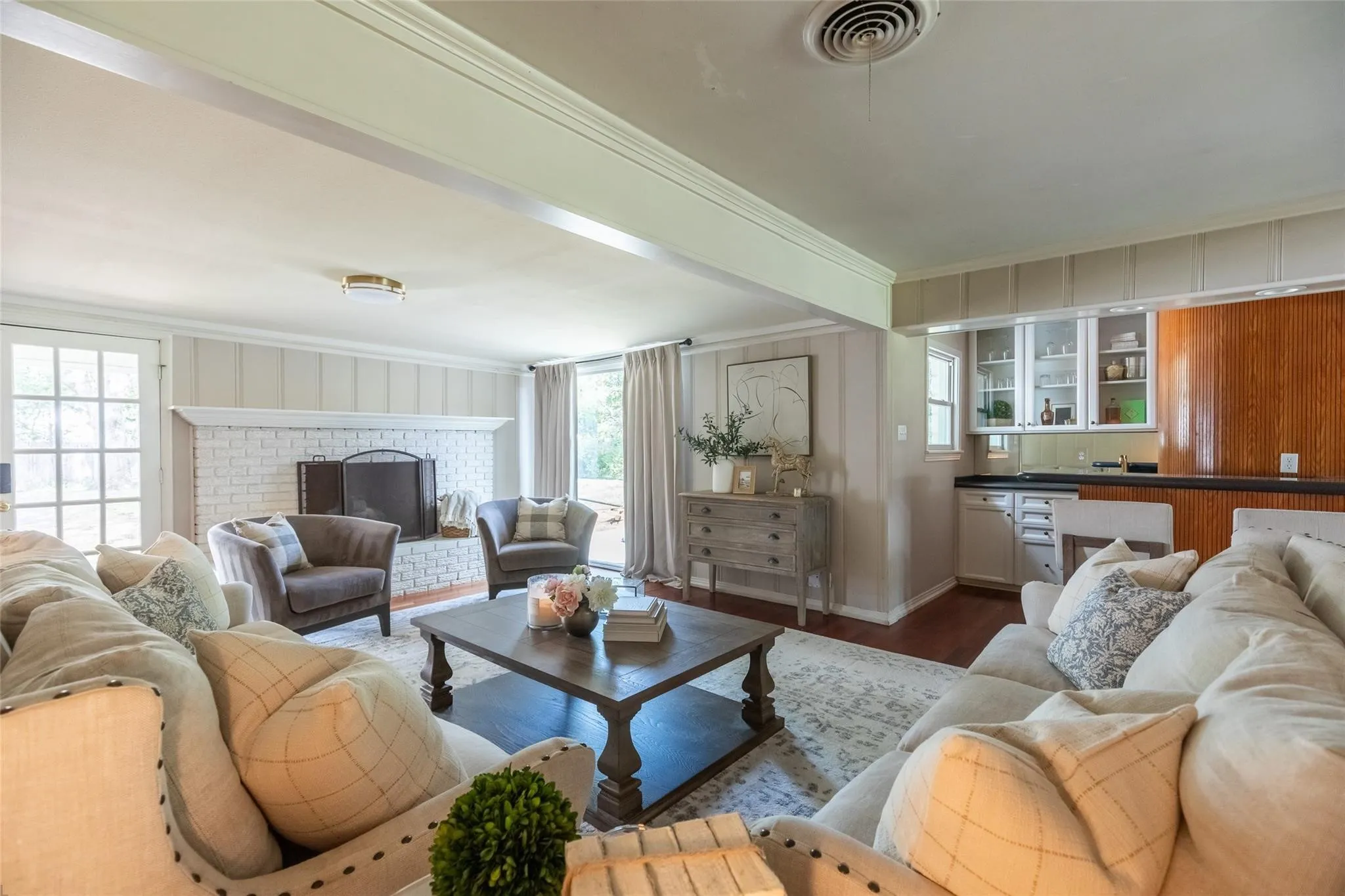 second living area