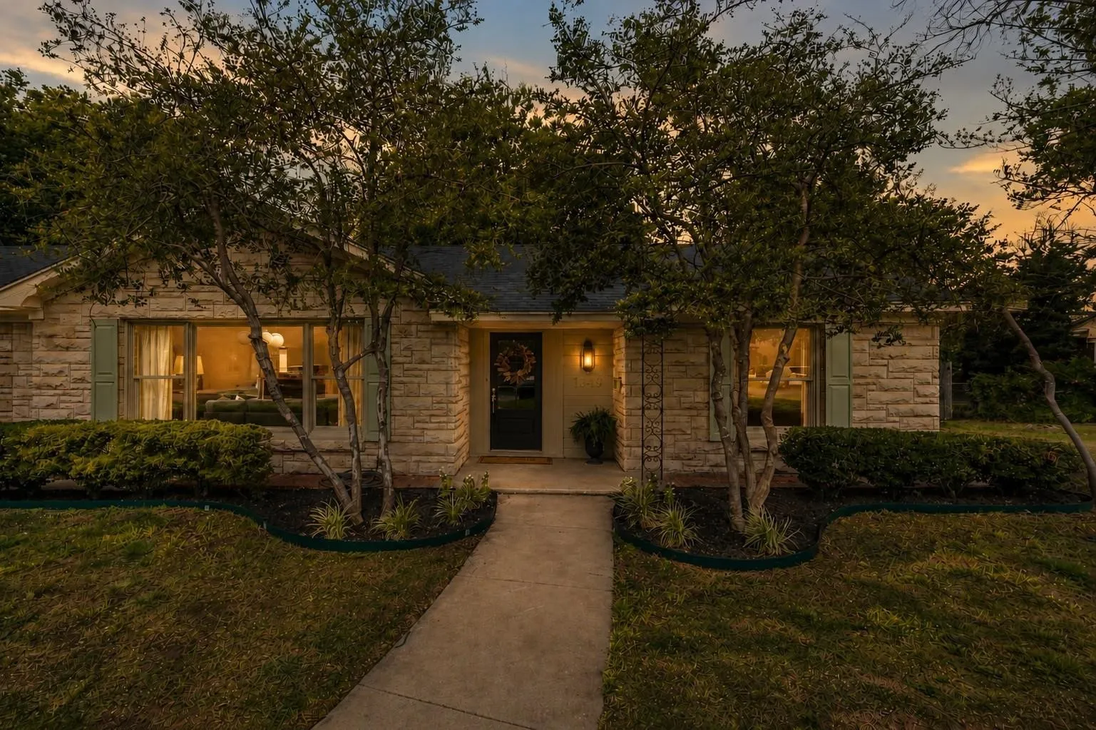 Single Family Residence For Sale in Taylor County , 1349 SYLVAN Drive, Abilene, Texas 79605, 3 Bedroom, 2 Bathroom, 2 Garage spaces, 2,382 Sqft, built in 1949, mls#21360634, Real Estate Agent in Abilene, Homes For Sale in Taylor county, Homes For Sale in Abilene, Realtor in Abilene Texas, Real Estate Brokerage Independent Realty Texas, Luminita Cordes Realtor