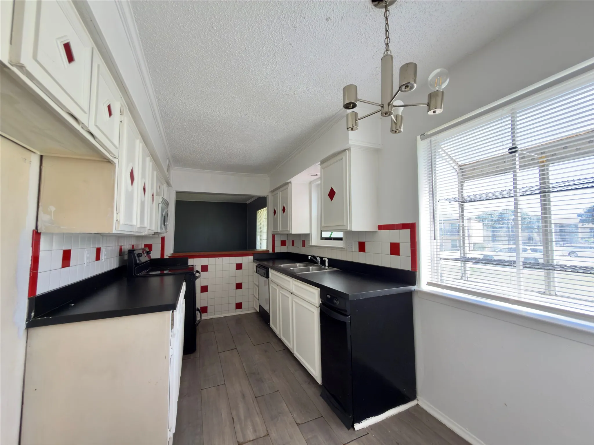 Condominium For Sale in Tarrant County , 6032 Westridge Lane 201, Fort Worth, Texas 76116, 3 Bedroom, 3 Bathroom, 2 Garage spaces, 1,792 Sqft, built in 1969, mls#21358231, Real Estate Agent in Fort Worth, Homes For Sale in Tarrant county, Homes For Sale in Fort Worth, Realtor in Fort Worth Texas, Real Estate Brokerage Independent Realty Texas, Luminita Cordes Realtor