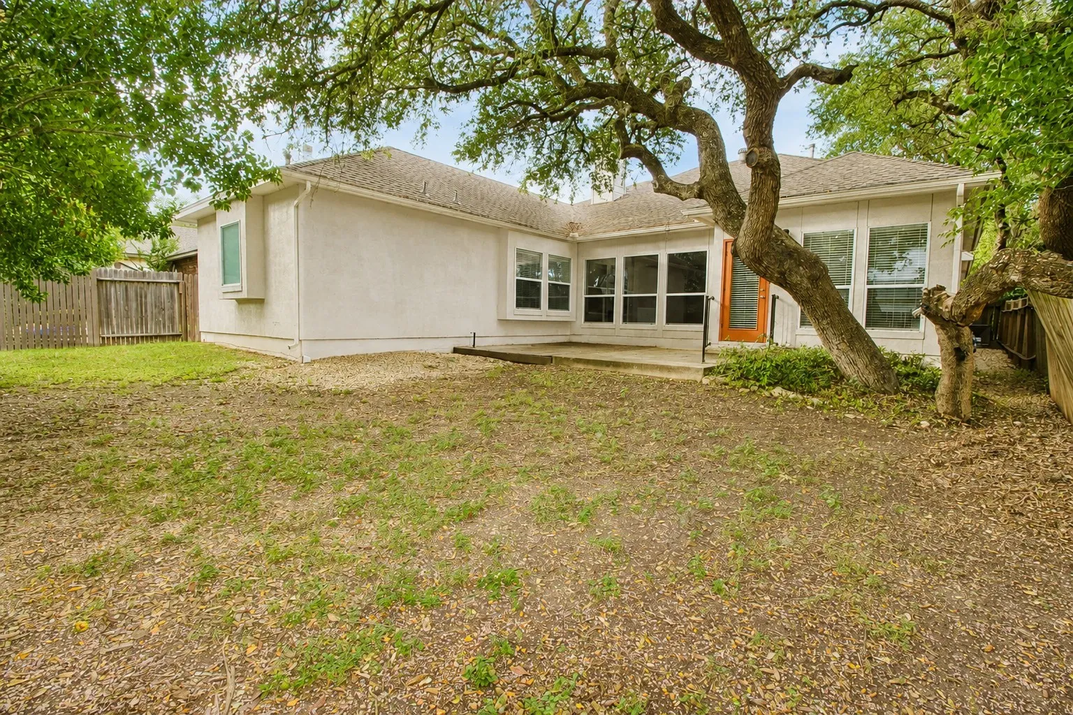 Single Family Residence For Sale in Bexar County , 7 Nikita Drive, San Antonio, Texas 78248, 4 Bedroom, 2 Bathroom, 2 Garage spaces, 2,128 Sqft, built in 1996, Price $415,000, mls#21356143, Real Estate Agent in San Antonio, Homes For Sale in Bexar county, Homes For Sale in San Antonio, Realtor in San Antonio Texas, Real Estate Brokerage Independent Realty Texas, Luminita Cordes Realtor