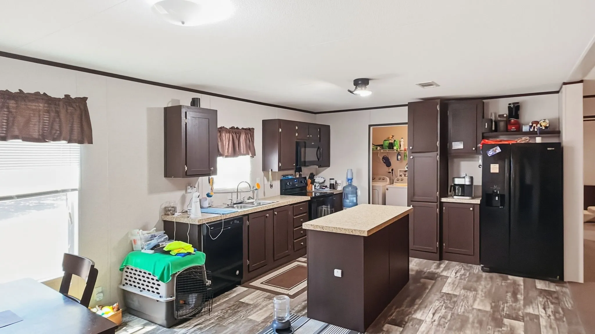 Includes all appliances!