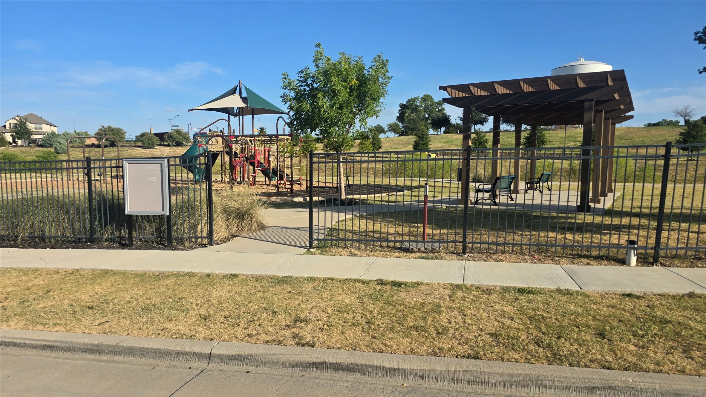 Single Family Residence For Sale in Tarrant County , 4805 Briarwood Drive, Haltom City, Texas 76137, 4 Bedroom, 3 Bathroom, 3 Garage spaces, 2,649 Sqft, built in 2020, mls#21360413, Real Estate Agent in Haltom City, Homes For Sale in Tarrant county, Homes For Sale in Haltom City, Realtor in Haltom City Texas, Real Estate Brokerage Independent Realty Texas, Luminita Cordes Realtor