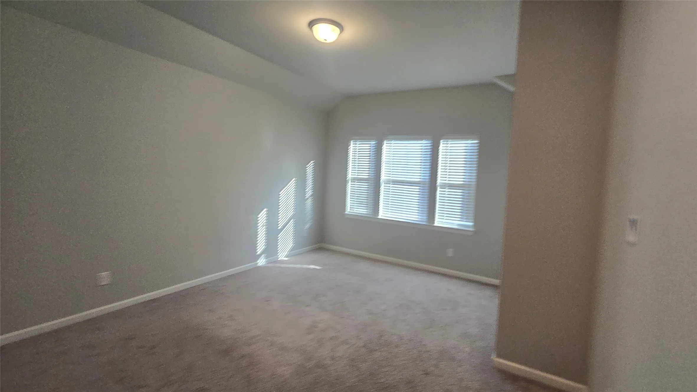 Single Family Residence For Sale in Tarrant County , 4805 Briarwood Drive, Haltom City, Texas 76137, 4 Bedroom, 3 Bathroom, 3 Garage spaces, 2,649 Sqft, built in 2020, mls#21360413, Real Estate Agent in Haltom City, Homes For Sale in Tarrant county, Homes For Sale in Haltom City, Realtor in Haltom City Texas, Real Estate Brokerage Independent Realty Texas, Luminita Cordes Realtor