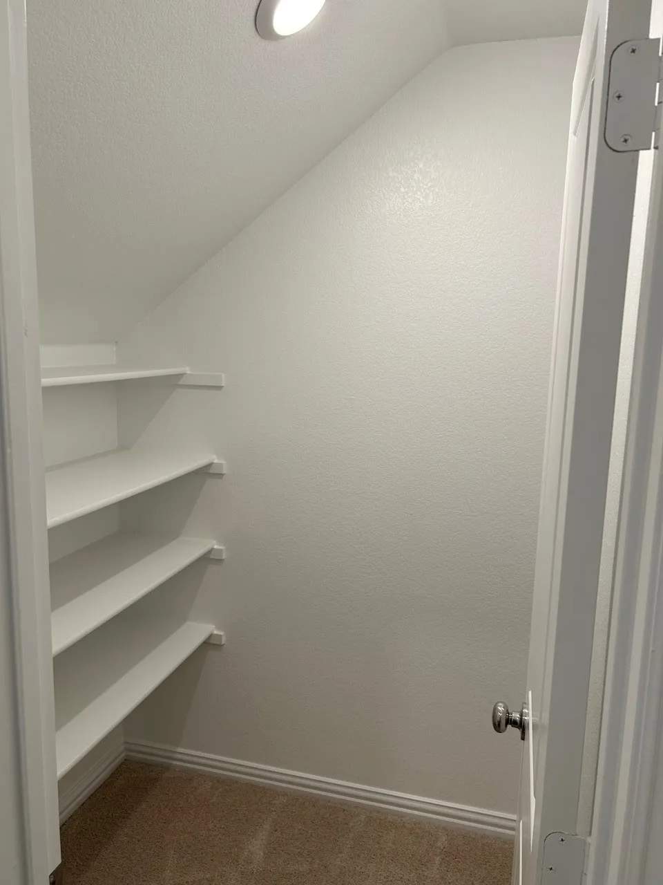 Single Family Residence For Rent in Tarrant County , 2517 Maplehurst Drive, Fort Worth, Texas 76179, 4 Bedroom, 5 Bathroom, 2 Garage spaces, 2,472 Sqft, built in 2023, mls#21360670, Real Estate Agent in Fort Worth, Homes For Rent in Tarrant county, Homes For Rent in Fort Worth, Realtor in Fort Worth Texas, Real Estate Brokerage Independent Realty Texas, Luminita Cordes Realtor
