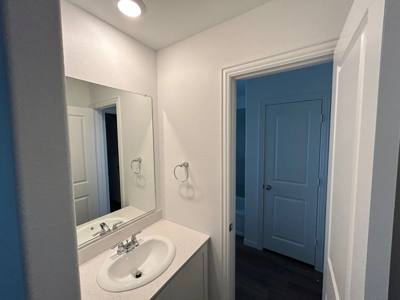 Single Family Residence For Rent in Tarrant County , 2517 Maplehurst Drive, Fort Worth, Texas 76179, 4 Bedroom, 5 Bathroom, 2 Garage spaces, 2,472 Sqft, built in 2023, mls#21360670, Real Estate Agent in Fort Worth, Homes For Rent in Tarrant county, Homes For Rent in Fort Worth, Realtor in Fort Worth Texas, Real Estate Brokerage Independent Realty Texas, Luminita Cordes Realtor