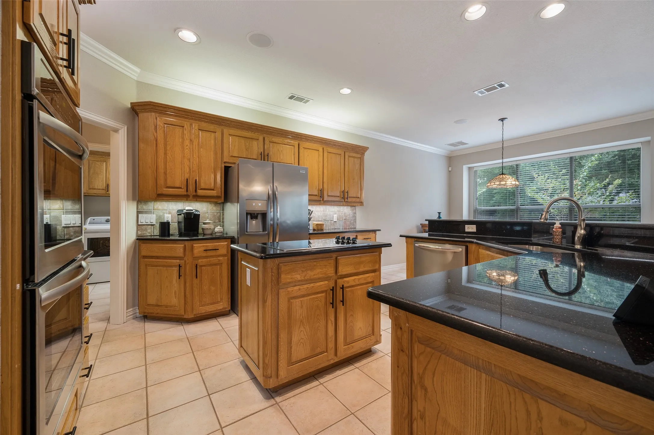 Single Family Residence For Sale in Denton County , 626 Indian Creek Drive, Trophy Club, Texas 76262, 4 Bedroom, 3 Bathroom, 3 Garage spaces, 2,771 Sqft, built in 1997, mls#21359978, Real Estate Agent in Trophy Club, Homes For Sale in Denton county, Homes For Sale in Trophy Club, Realtor in Trophy Club Texas, Real Estate Brokerage Independent Realty Texas, Luminita Cordes Realtor