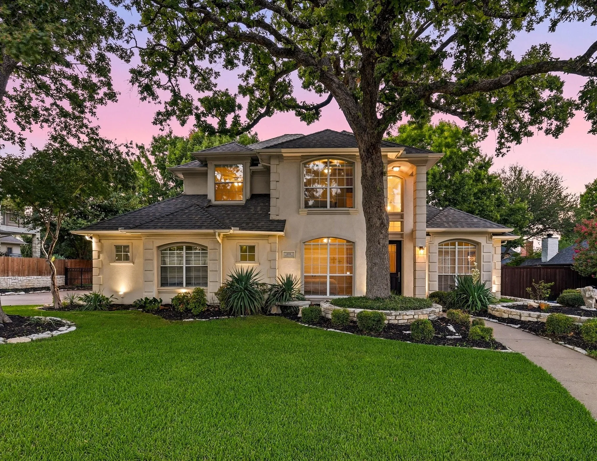 Single Family Residence For Sale in Denton County , 626 Indian Creek Drive, Trophy Club, Texas 76262, 4 Bedroom, 3 Bathroom, 3 Garage spaces, 2,771 Sqft, built in 1997, mls#21359978, Real Estate Agent in Trophy Club, Homes For Sale in Denton county, Homes For Sale in Trophy Club, Realtor in Trophy Club Texas, Real Estate Brokerage Independent Realty Texas, Luminita Cordes Realtor