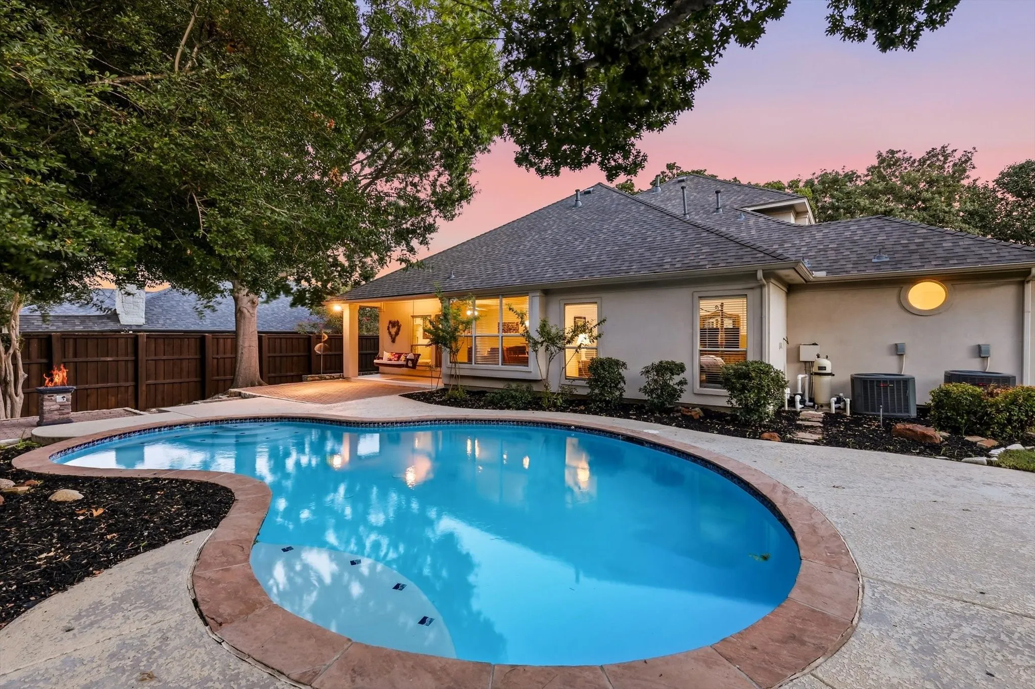 Single Family Residence For Sale in Denton County , 626 Indian Creek Drive, Trophy Club, Texas 76262, 4 Bedroom, 3 Bathroom, 3 Garage spaces, 2,771 Sqft, built in 1997, mls#21359978, Real Estate Agent in Trophy Club, Homes For Sale in Denton county, Homes For Sale in Trophy Club, Realtor in Trophy Club Texas, Real Estate Brokerage Independent Realty Texas, Luminita Cordes Realtor