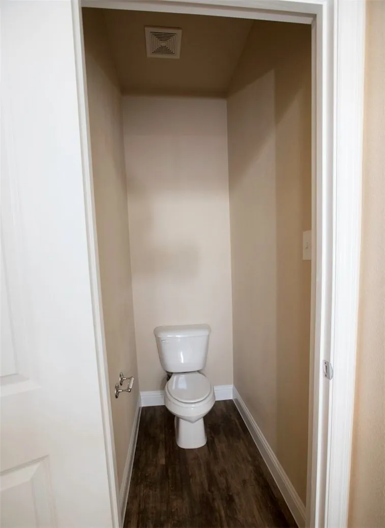 Single Family Residence For Rent in Kaufman County , 1215 Mount Olive Lane, Forney, Texas 75126, 4 Bedroom, 2 Bathroom, 2 Garage spaces, 1,949 Sqft, built in 2018, mls#21360674, Real Estate Agent in Forney, Homes For Rent in Kaufman county, Homes For Rent in Forney, Realtor in Forney Texas, Real Estate Brokerage Independent Realty Texas, Luminita Cordes Realtor