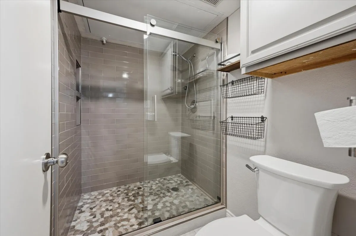 Total updated bath! Nothing left untouched!