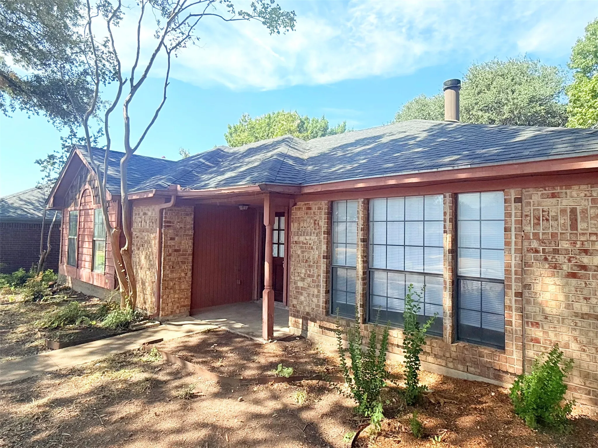 Single Family Residence For Rent in Collin County , 1401 Marigold Drive, Allen, Texas 75002, 3 Bedroom, 2 Bathroom, 2 Garage spaces, 1,168 Sqft, built in 1984, mls#21360684, Real Estate Agent in Allen, Homes For Rent in Collin county, Homes For Rent in Allen, Realtor in Allen Texas, Real Estate Brokerage Independent Realty Texas, Luminita Cordes Realtor