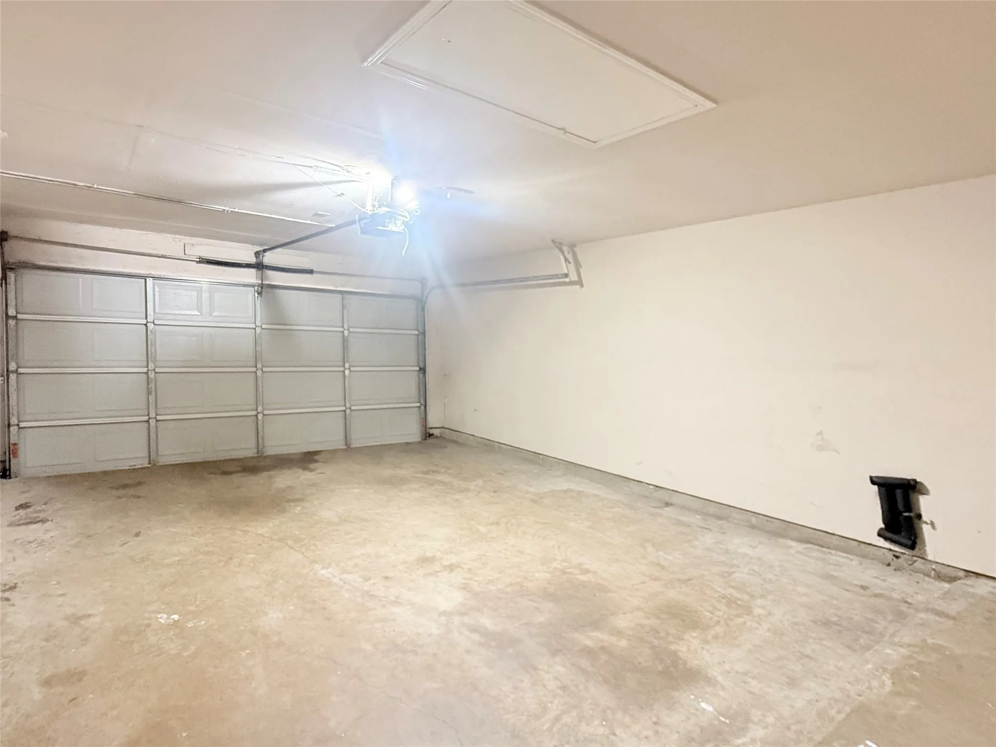Single Family Residence For Rent in Collin County , 1401 Marigold Drive, Allen, Texas 75002, 3 Bedroom, 2 Bathroom, 2 Garage spaces, 1,168 Sqft, built in 1984, mls#21360684, Real Estate Agent in Allen, Homes For Rent in Collin county, Homes For Rent in Allen, Realtor in Allen Texas, Real Estate Brokerage Independent Realty Texas, Luminita Cordes Realtor